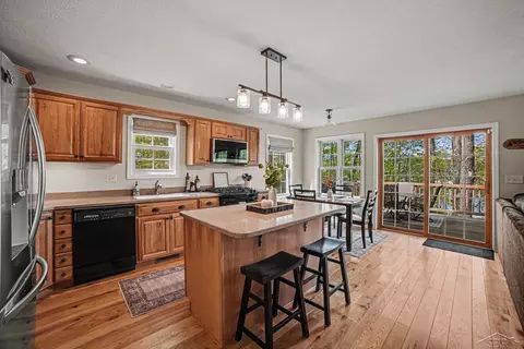 Kitchen - 7620 Beech, Lake, MI 48632 photo 2 of 3