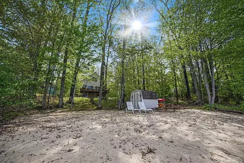 Exterior - 7620 Beech, Lake, MI 48632 photo 7 of 9