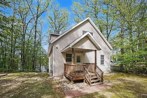 Exterior - 7620 Beech, Lake, MI 48632 photo 2 of 9