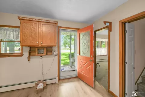 Entry Way - 750 E Labo, Carleton, MI 48117 photo 1 of 6