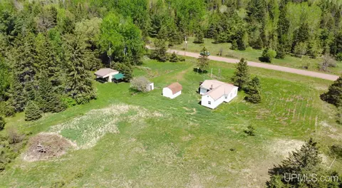 15467 Larson, Bruce Crossing, MI 49912