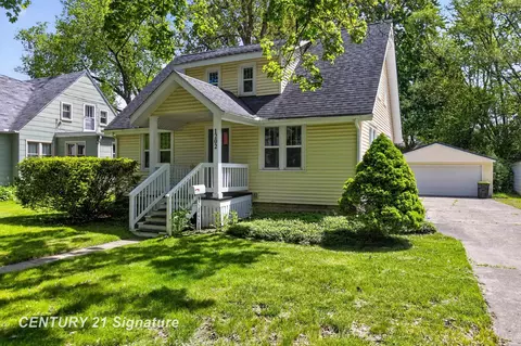 1202 Jerome, Midland, MI 48640