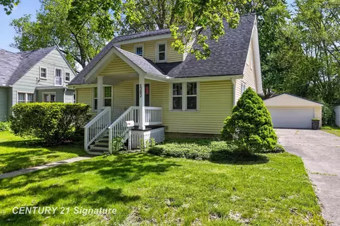 1202 Jerome, Midland, MI 48640