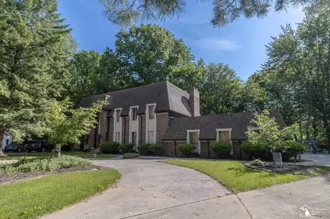 1372 Laurelhurst, Temperance, MI 48182