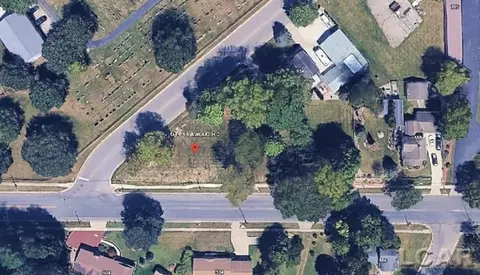 614 Oakwood, Adrian, MI 49221