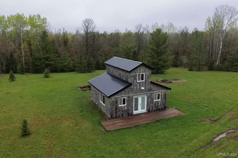 18386 N 45, Bruce Crossing, MI 49912