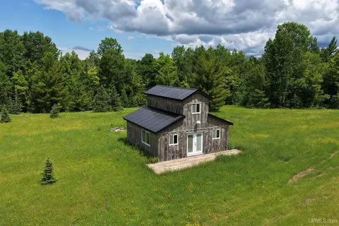 18386 N 45, Bruce Crossing, MI 49912
