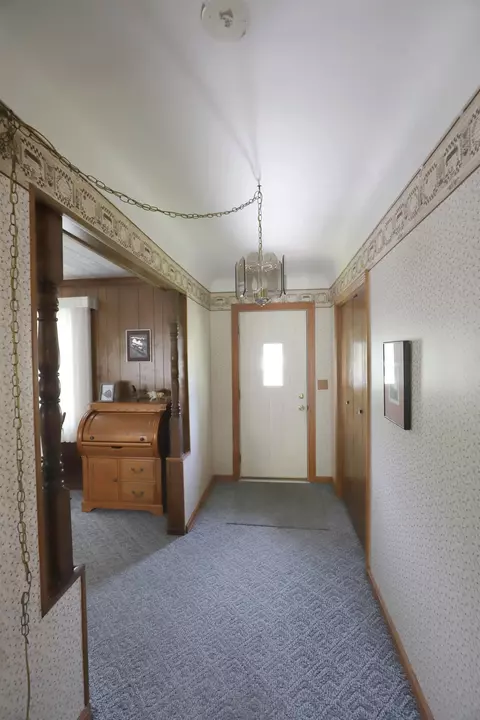 Entry Way - 536 Warren, Flushing, MI 48433 photo 1 of 1