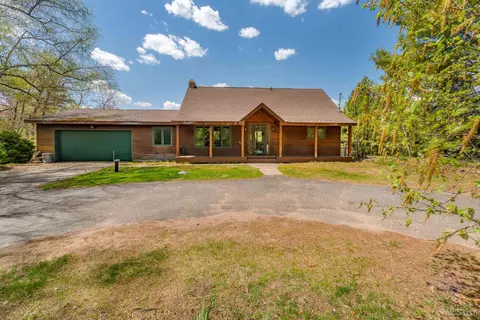 110 Lakewood, Harvey, MI 49855