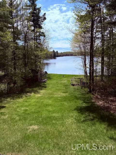 View/Area - 8 Gold, Ishpeming, MI 49849 photo 4 of 4