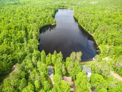 View/Area - 8 Gold, Ishpeming, MI 49849 photo 3 of 5