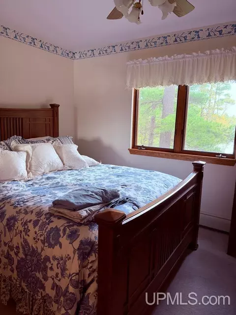 Bedroom - 8 Gold, Ishpeming, MI 49849 photo 2 of 3