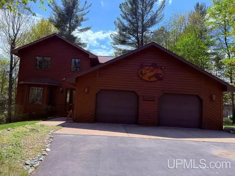 8 Gold, Ishpeming, MI 49849