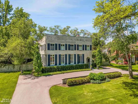 Exterior - 115 Lewiston, Grosse Pointe Farms, MI 48236 photo 9 of 13