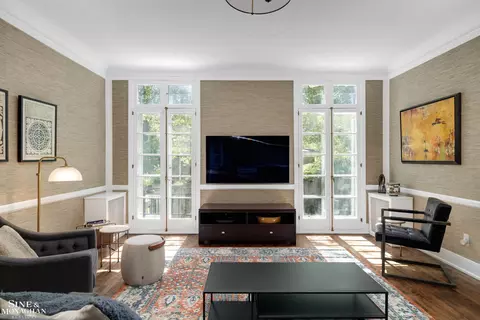Living - 115 Lewiston, Grosse Pointe Farms, MI 48236 photo 8 of 9