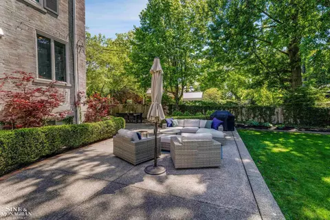 Exterior - 115 Lewiston, Grosse Pointe Farms, MI 48236 photo 7 of 13