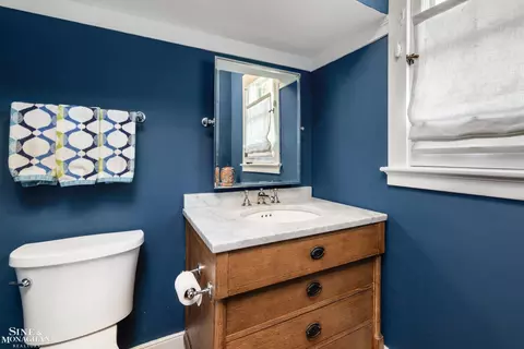 Bath - 115 Lewiston, Grosse Pointe Farms, MI 48236 photo 1 of 10