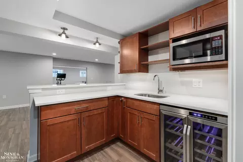 Kitchen - 115 Lewiston, Grosse Pointe Farms, MI 48236 photo 7 of 8