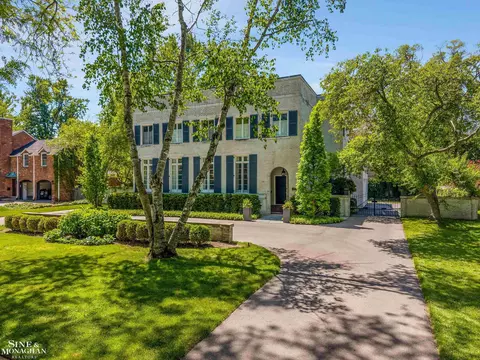 Exterior - 115 Lewiston, Grosse Pointe Farms, MI 48236 photo 10 of 13