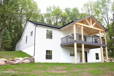 11175 S State, Morrice, MI 48857