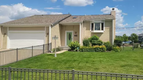 415 Coledale, White Lake, MI 48386