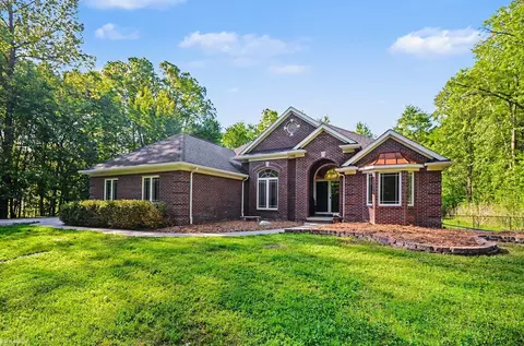 8367 Lindsey, Casco, MI 48064