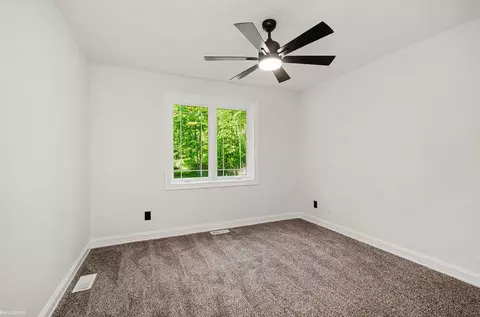 Bedroom - 8367 Lindsey, Casco, MI 48064 photo 3 of 3