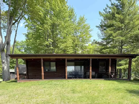 1627 Riverside, Gladwin, MI 48624