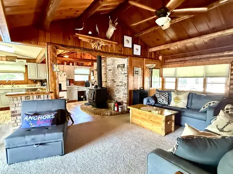 Living - 1627 Riverside, Gladwin, MI 48624 photo 4 of 5