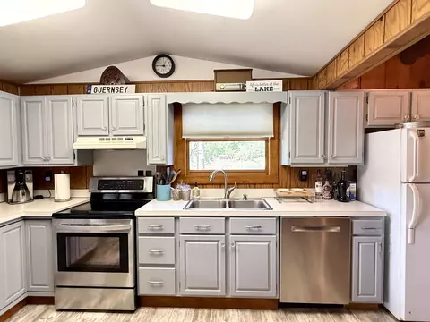 Kitchen - 1627 Riverside, Gladwin, MI 48624 photo 2 of 7