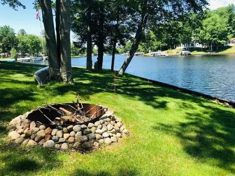 Exterior - 1627 Riverside, Gladwin, MI 48624 photo 4 of 9