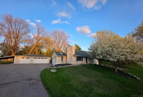 1051 Swan, Fenton, MI 48430