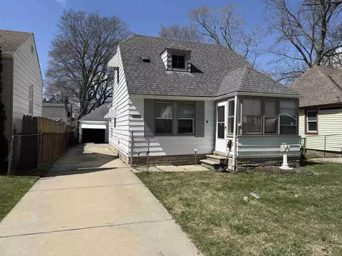 23313 Hazelwood, Hazel Park, MI 48030