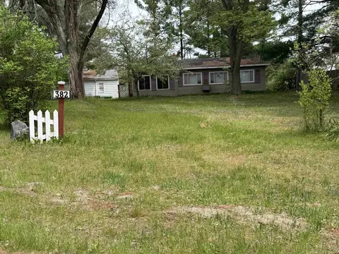 382 S Scott, Farwell, MI 48622
