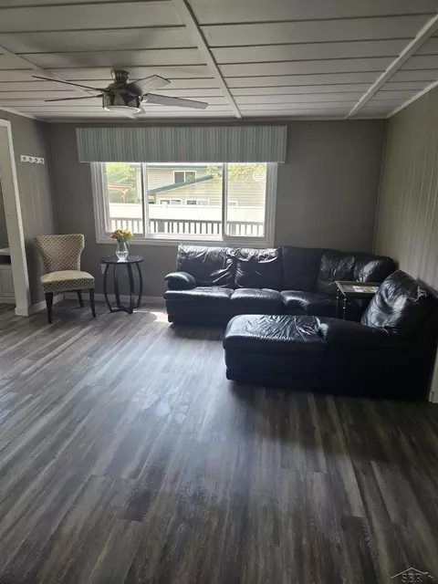 Living - 5419 Custer, Harrison, MI 48625 photo 1 of 1