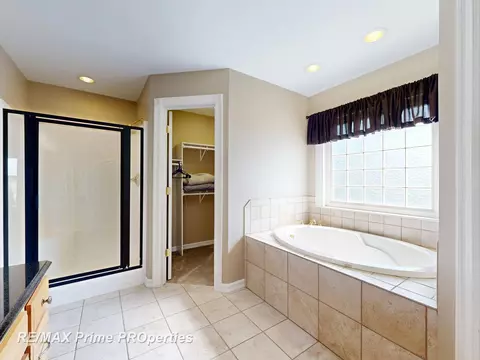 Bath - 9521 Gera, Birch Run, MI 48415 photo 4 of 7