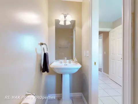 Bath - 9521 Gera, Birch Run, MI 48415 photo 5 of 7