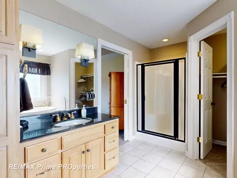 Bath - 9521 Gera, Birch Run, MI 48415 photo 2 of 7