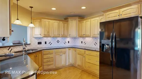Kitchen - 9521 Gera, Birch Run, MI 48415 photo 2 of 5