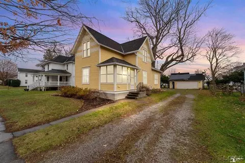 224 Cherry, Blissfield, MI 49228
