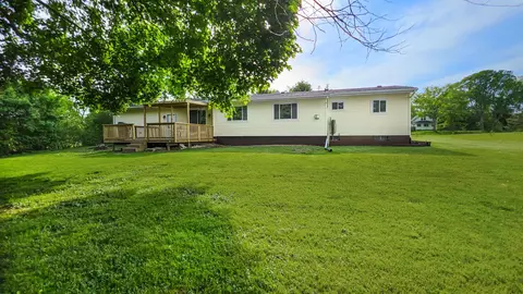 Exterior - 4257 S State, Davison, MI 48423 photo 4 of 8