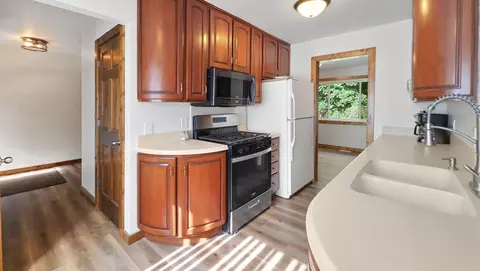 Kitchen - 4257 S State, Davison, MI 48423 photo 2 of 3