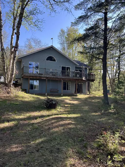 14988 33rd, Wetmore, MI 49895