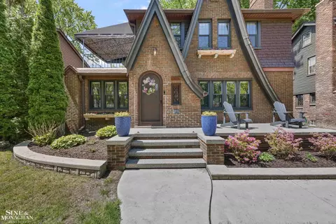 Exterior - 1231 Grayton, Grosse Pointe Park, MI 48230 photo 8 of 11