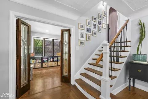 Entry Way - 1231 Grayton, Grosse Pointe Park, MI 48230 photo 4 of 7
