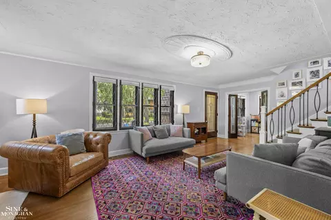 Living - 1231 Grayton, Grosse Pointe Park, MI 48230 photo 2 of 4