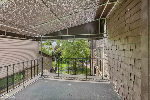 Exterior - 1231 Grayton, Grosse Pointe Park, MI 48230 photo 2 of 11