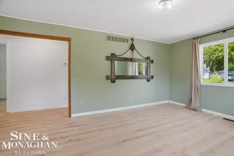 Living - 2122 Michigan, Algonac, MI 48001 photo 3 of 4