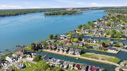 View/Area - 2122 Michigan, Algonac, MI 48001 photo 4 of 8