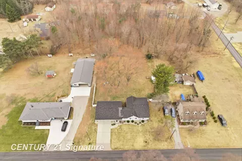View/Area - 526 S Maple, Hemlock, MI 48626 photo 1 of 7